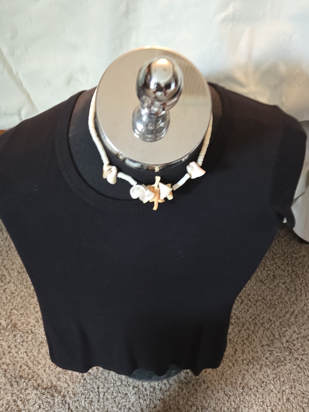 Vintage Puka Shell Chocker